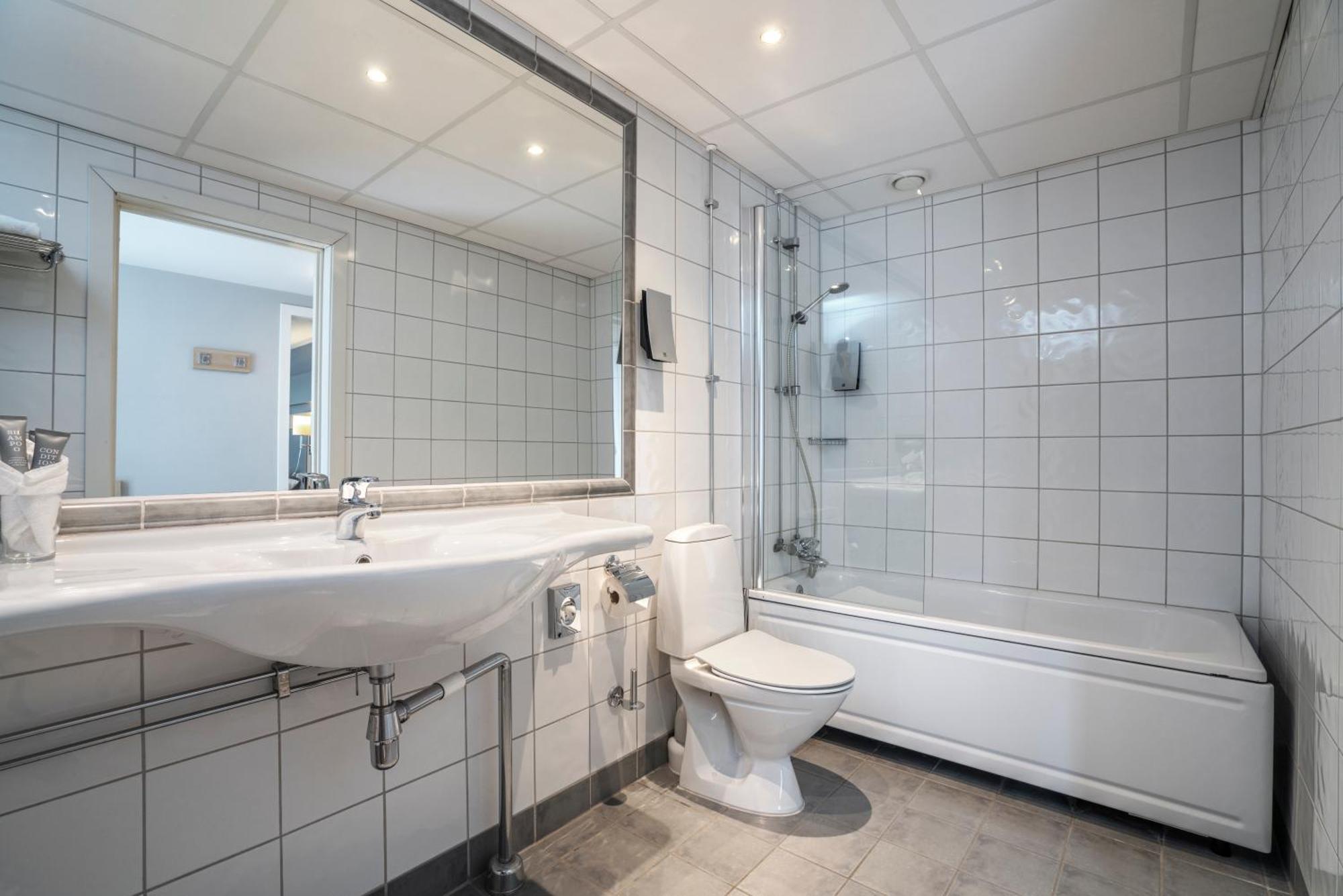 Thon Hotel Lillestrøm Kültér fotó